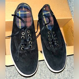 Vans suede skate shoe, size 5.5